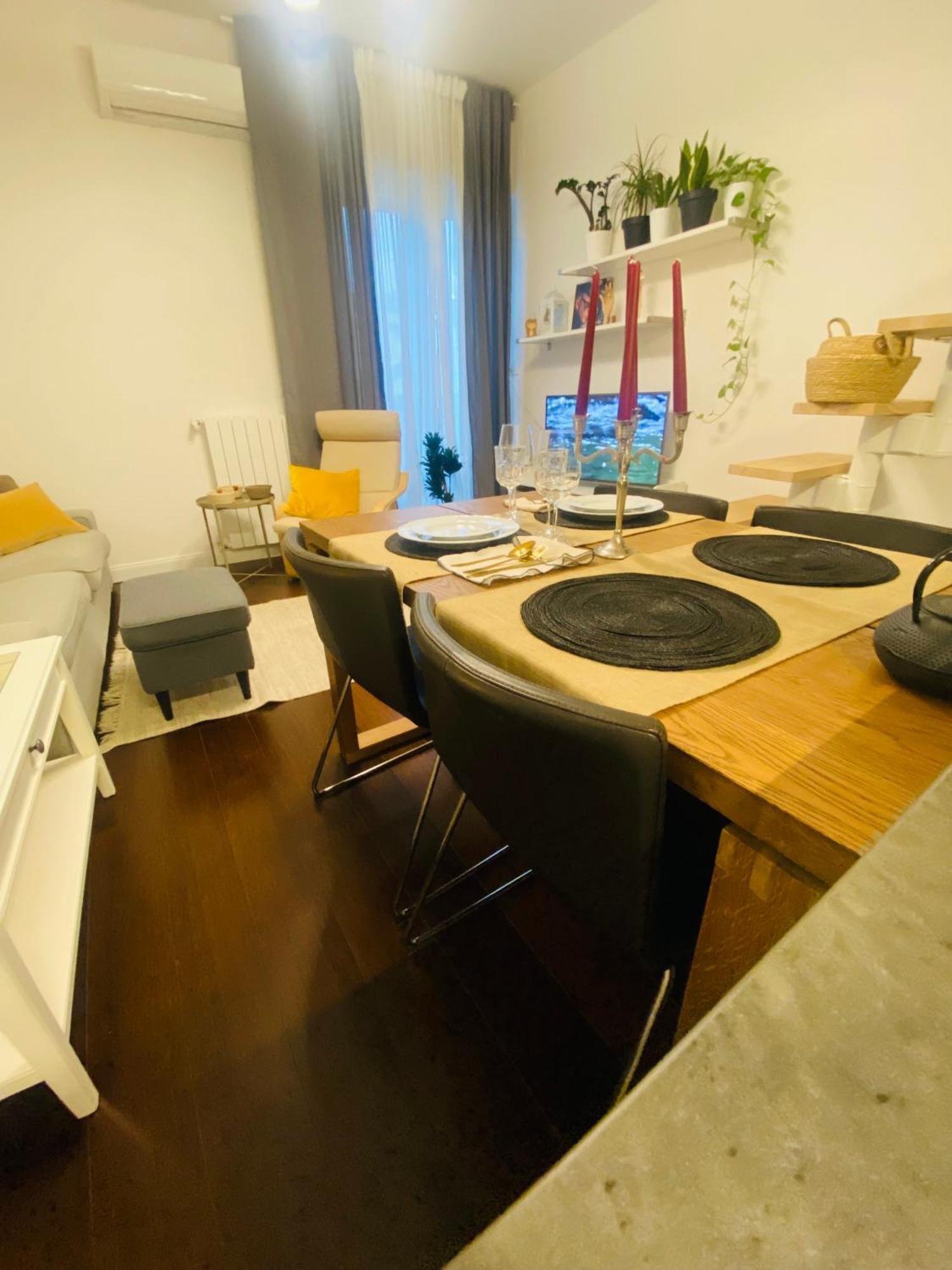 Central Apartment And Parking Verona Exterior photo